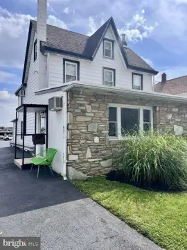 Historic Office Building Lease