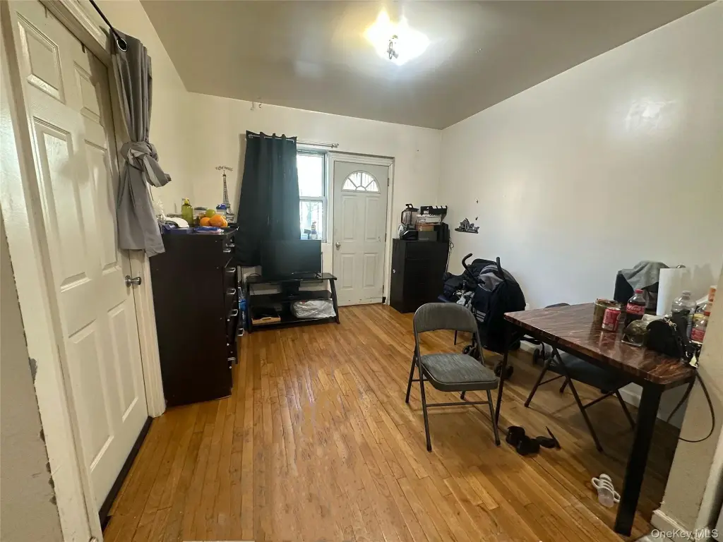 Picture 10