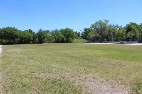 Commercial Land in Riverview, Florida