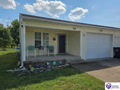 Single-Story Duplex with Garage