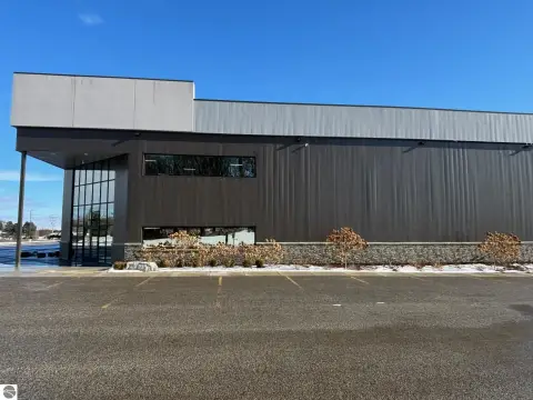 Mt Pleasant Retail/Office/Truck Space