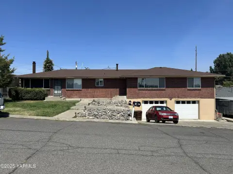 West Valley Townhouse Triplex