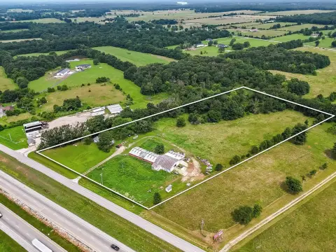 8 Acres with I-44 Visibility
