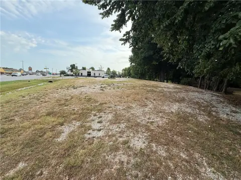Commercial Land Tract