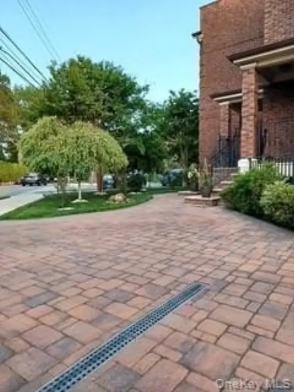 Picture 4