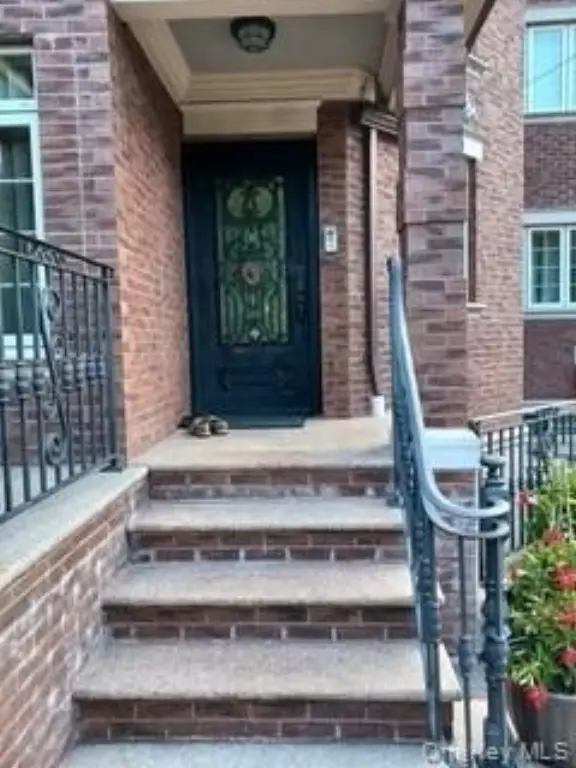 Picture 3