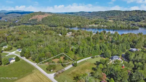 Residential Land in Swan Harbor