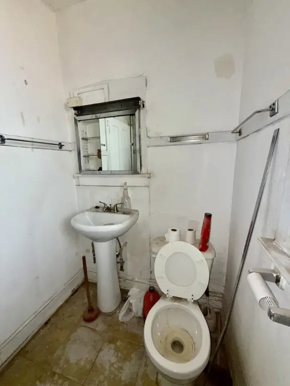 Picture 18