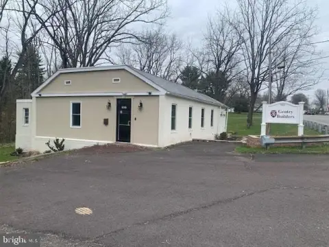 LANSDALE Office Space For Sale