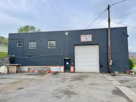 Newport Warehouse with Office Space