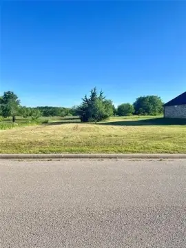 Residential Lot in Plainview Estates