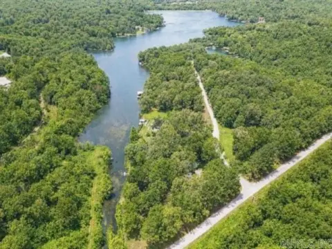 Residential Lot in Cherokee Village