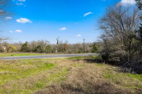 Unrestricted 1-Acre Lot in Cameron