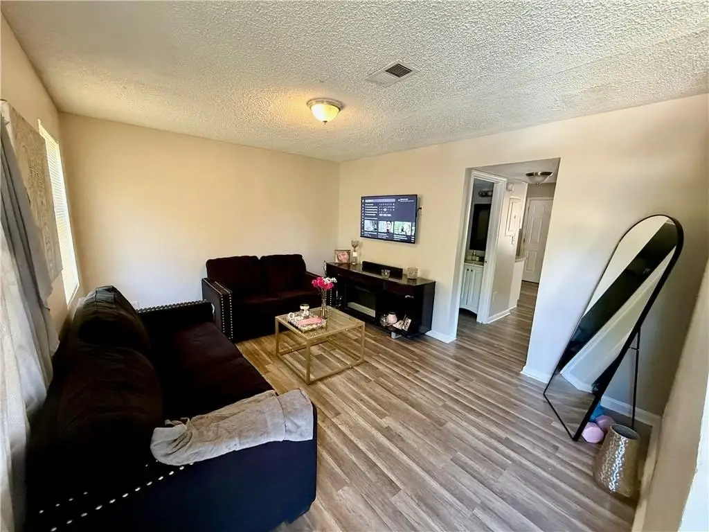 Picture 5