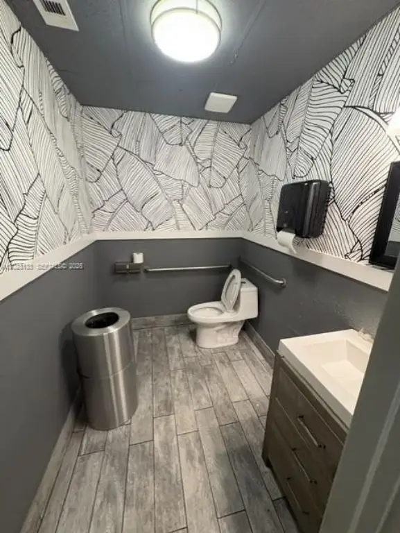 Picture 7