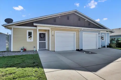 Turnkey Duplex in Deer Park