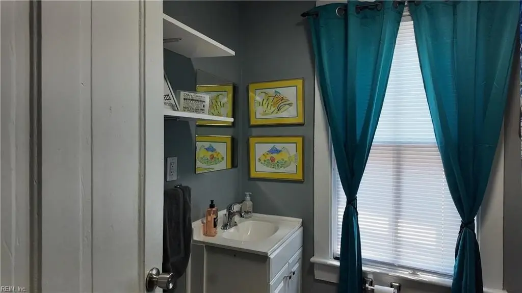 Picture 9