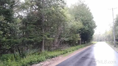 Residential Land in Gladstone, MI