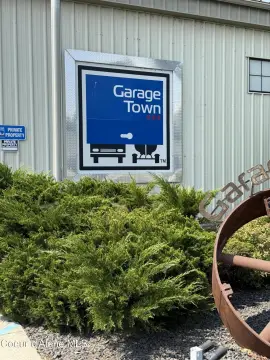Warehouse Condo with Overhead Door