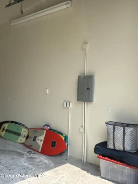 Picture 4