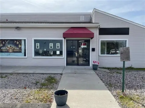 Prime Retail Space Near University