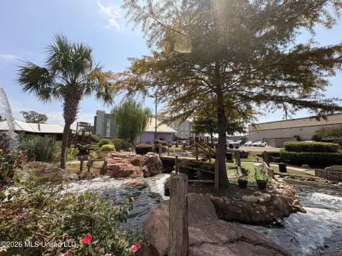 Themed 18-Hole Miniature Golf Course