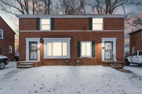 Detroit Duplex: Investment Opportunity