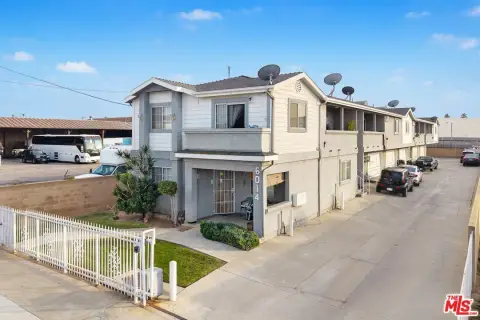 Well-Maintained 6-Unit Multifamily Property