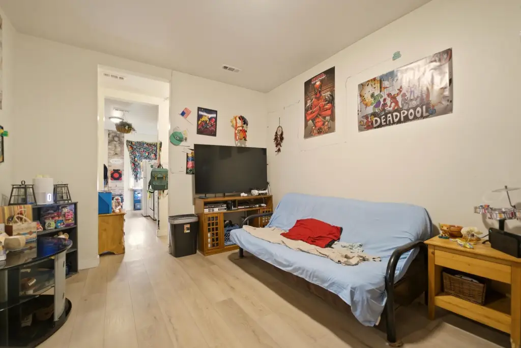 Picture 15