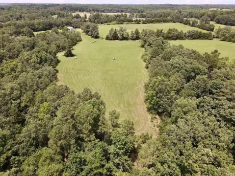 Damascus Farm with Pastures and Pond