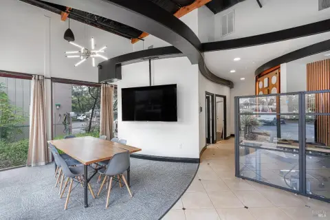 Move-In Ready Commercial Condo