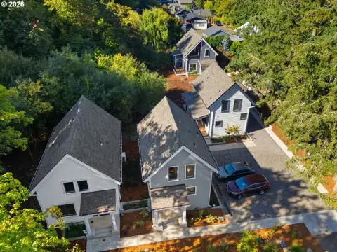 5-Cottage Multifamily Property