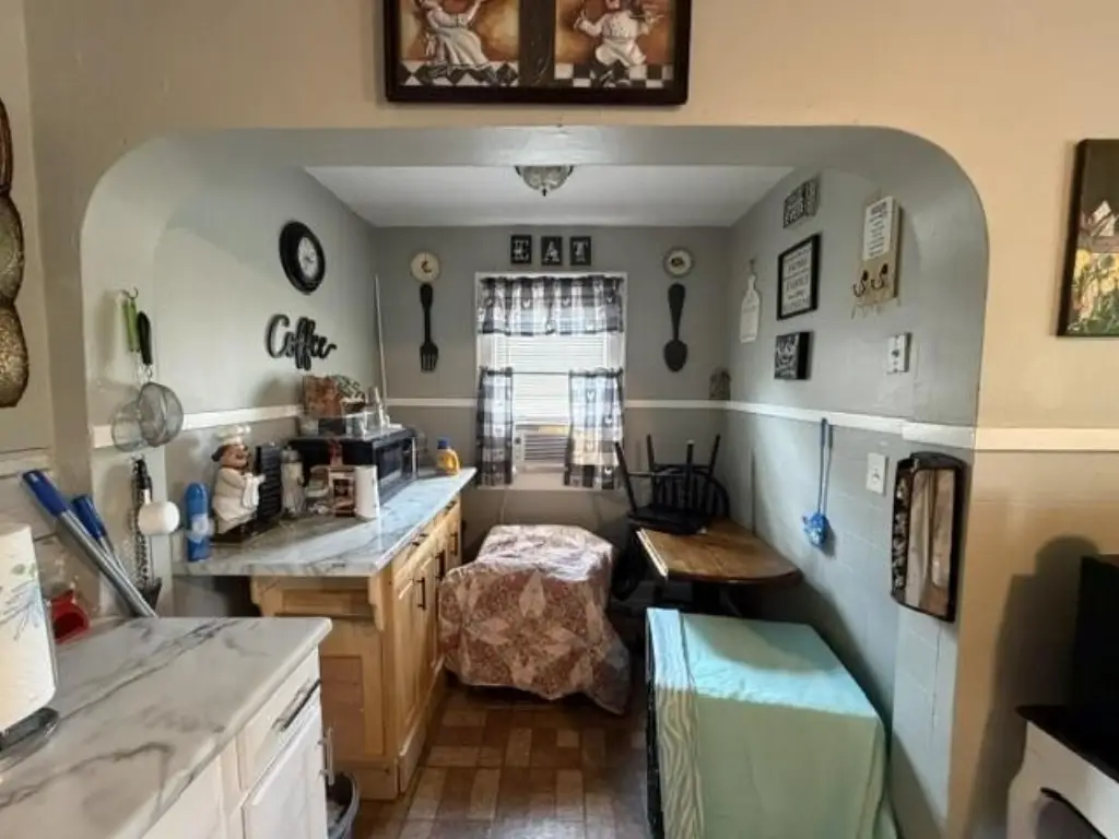 Picture 10