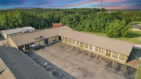 Hillsboro Retail Center For Sale