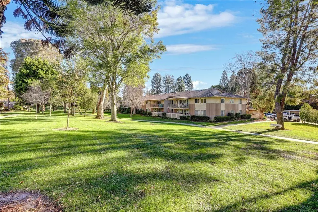 95 Calle Aragon, Laguna Woods, CA 92637