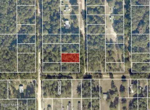 Residential Land in Live Oak, FL