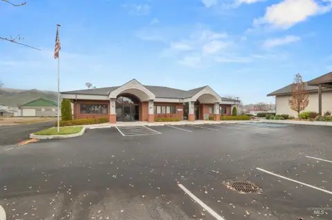 Lewiston Office Building For Sale