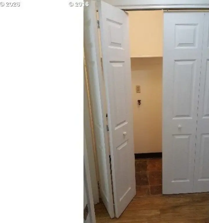 Picture 10