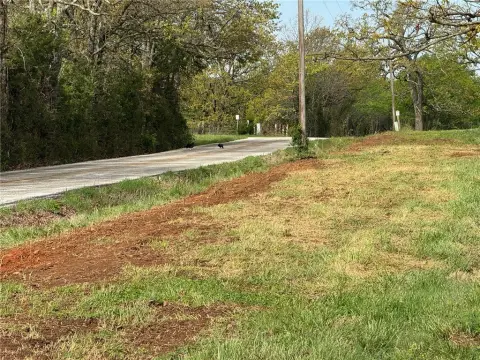 5 Acres with Pond in Lincoln