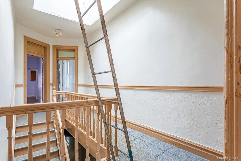 Picture 19