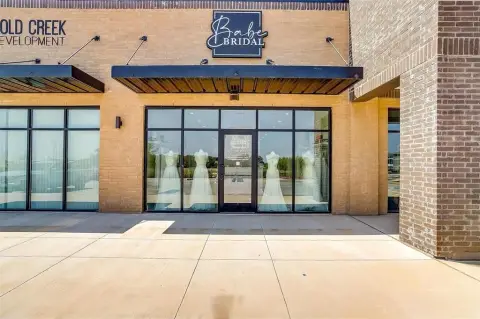 Weatherford Retail Space For Lease