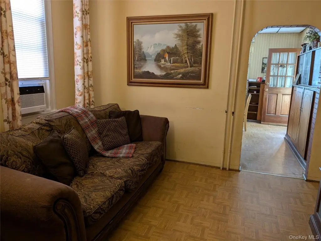 Picture 5