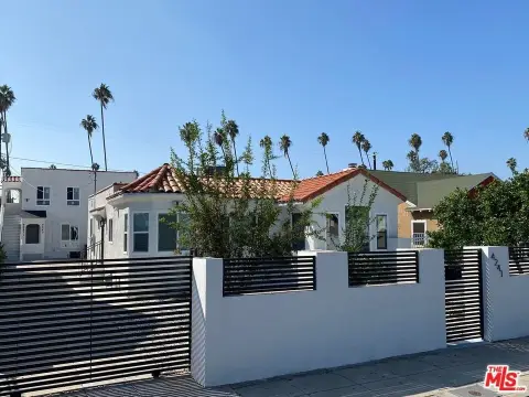 Renovated Three-Unit Triplex