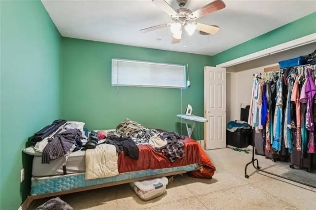 Picture 10