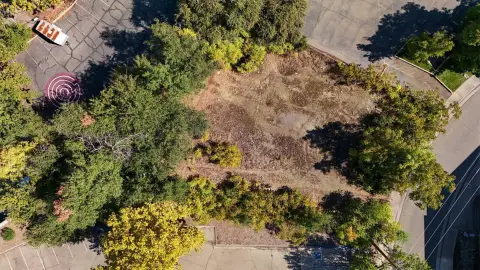 Commercial Lot in Central Redding