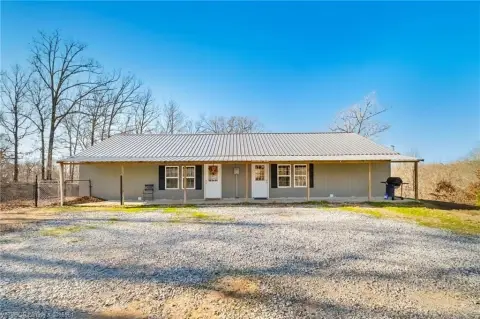 New Duplex on 2.16 Acres