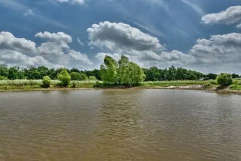 Navasota Riverfront Acreage for Sale