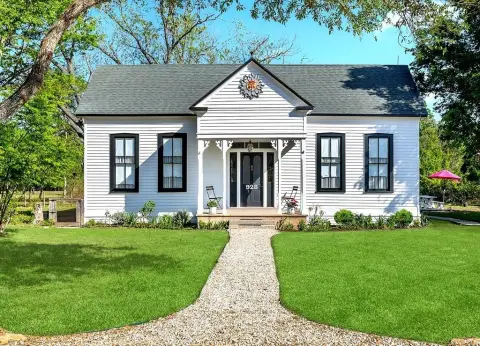 Fayetteville Farmhouse with Rental Cottage