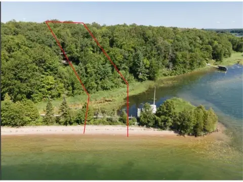 Residential Land with South Facing Shoreline