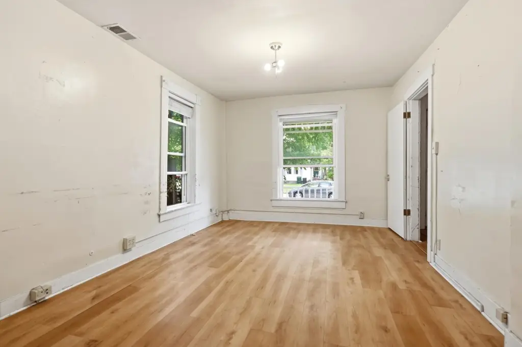 Picture 8